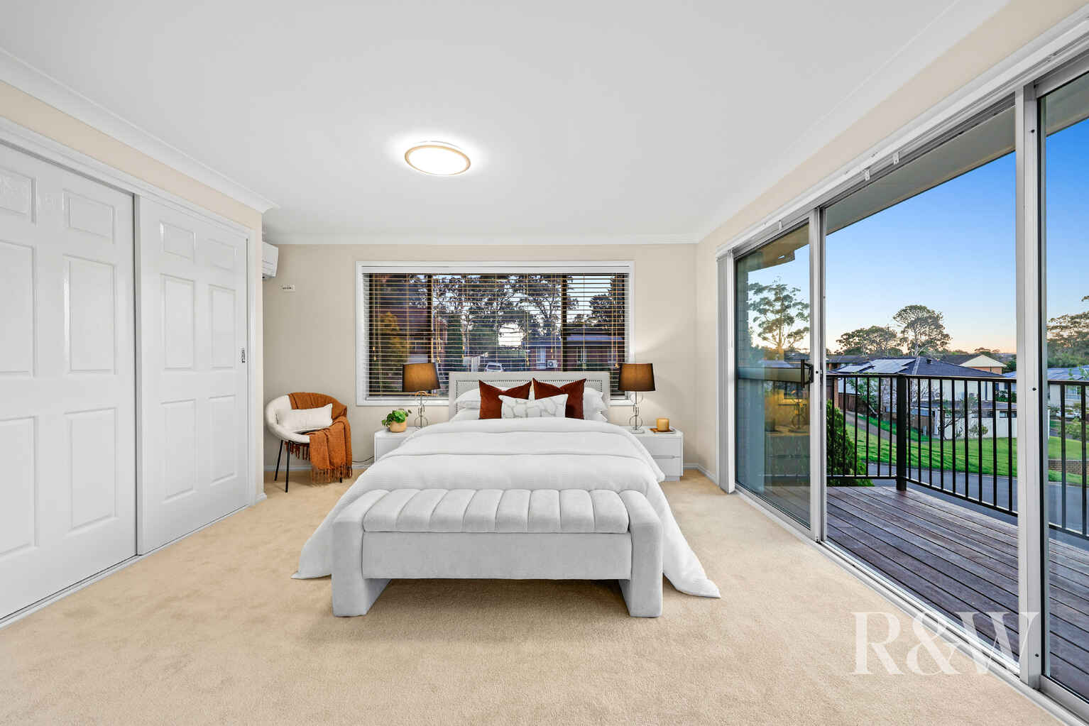 24 AKUNA AVENUE Bradbury