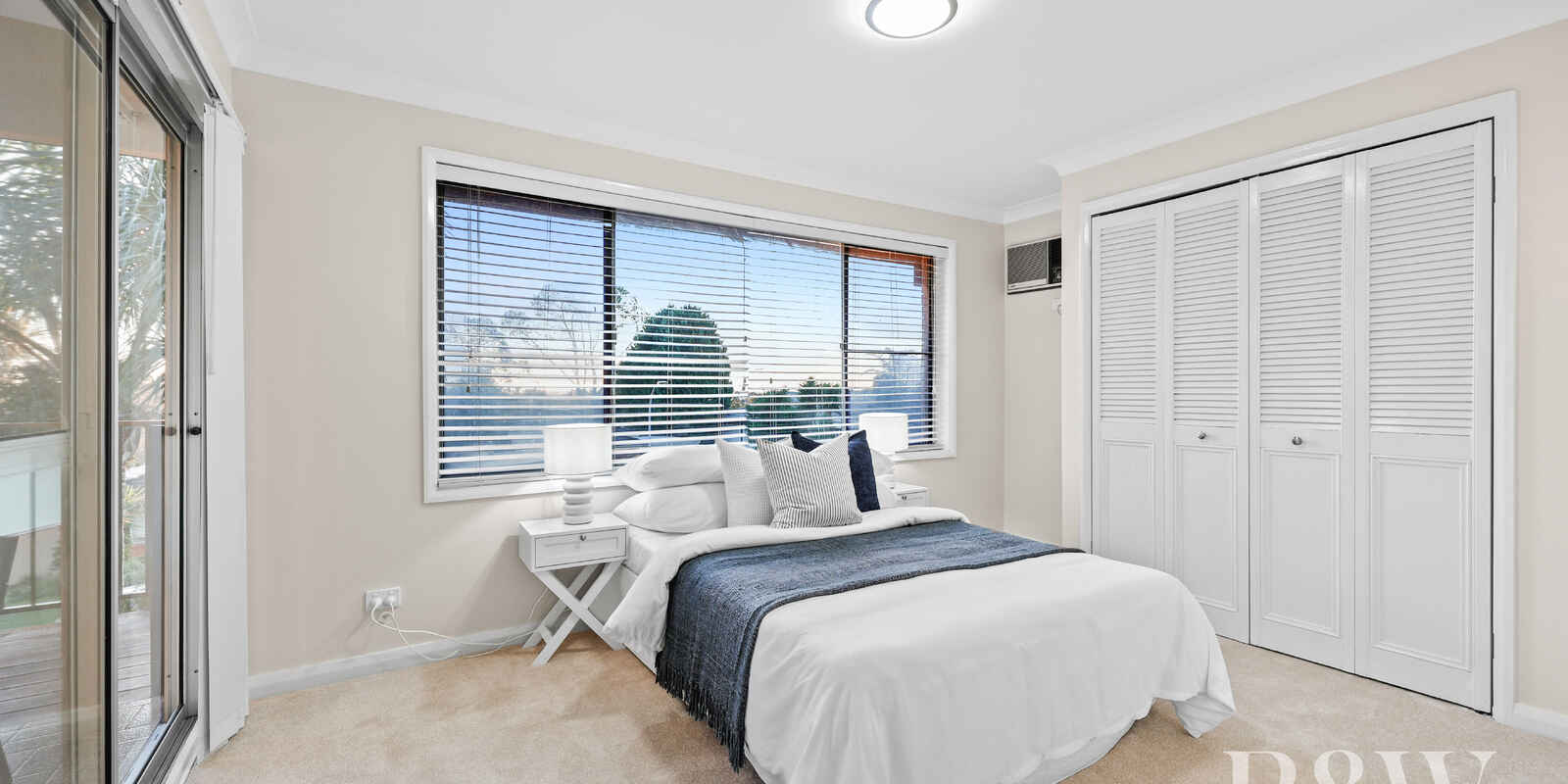 24 AKUNA AVENUE Bradbury
