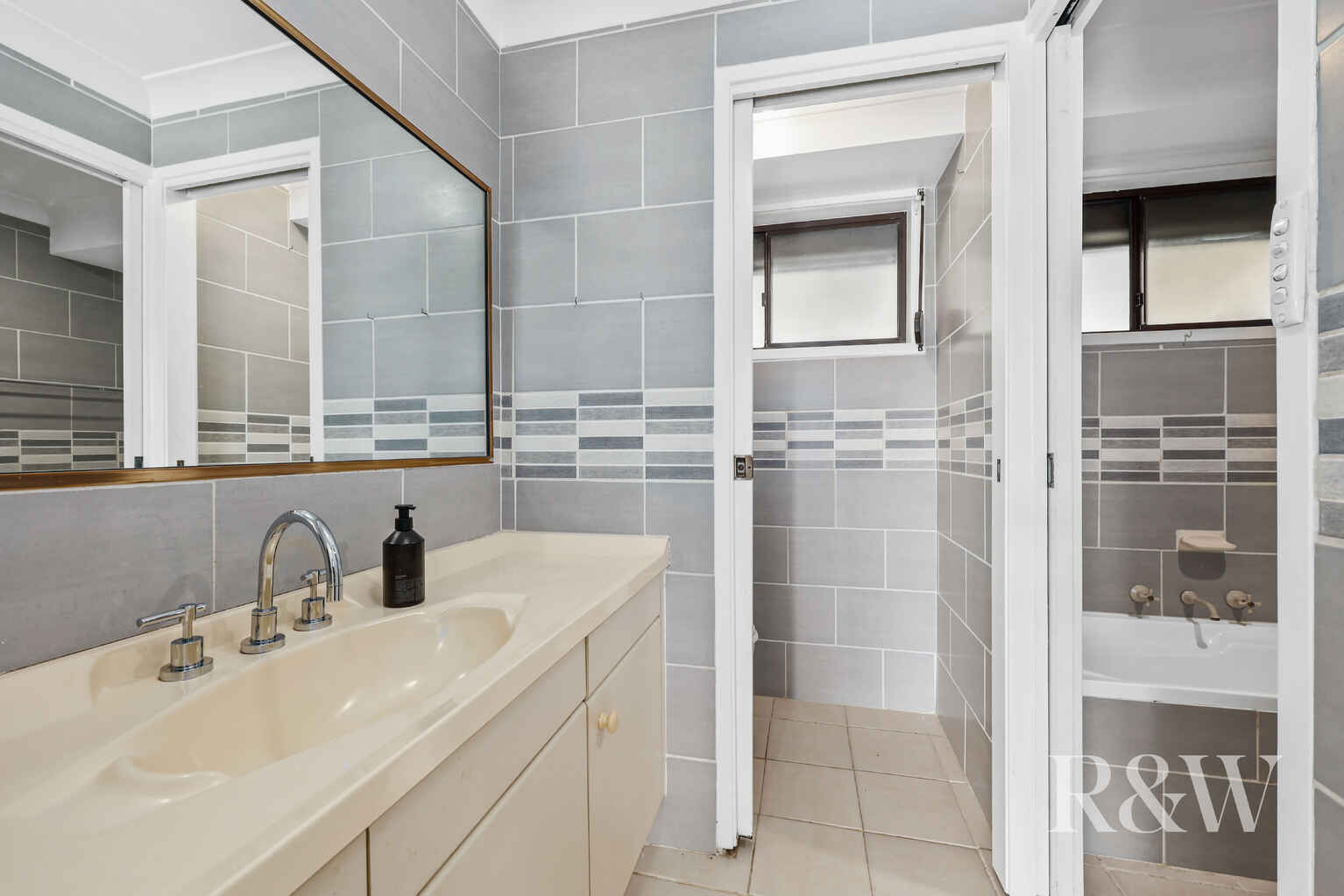 2 BERNARDO STREET Rosemeadow