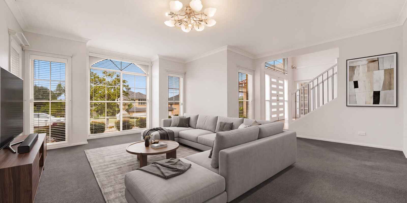 6 Forbes Way Macquarie Links