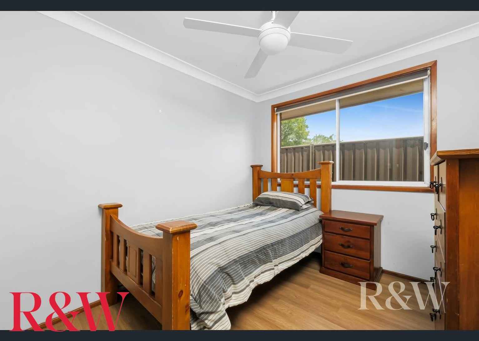 10 Fishburn Place Narellan