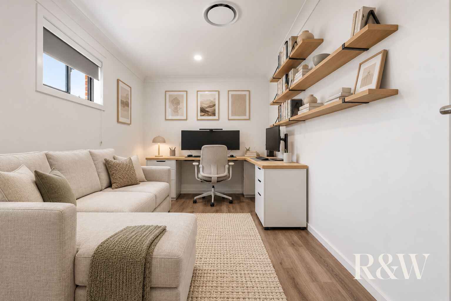 4 FRIGATE-BIRD AVENUE Hinchinbrook