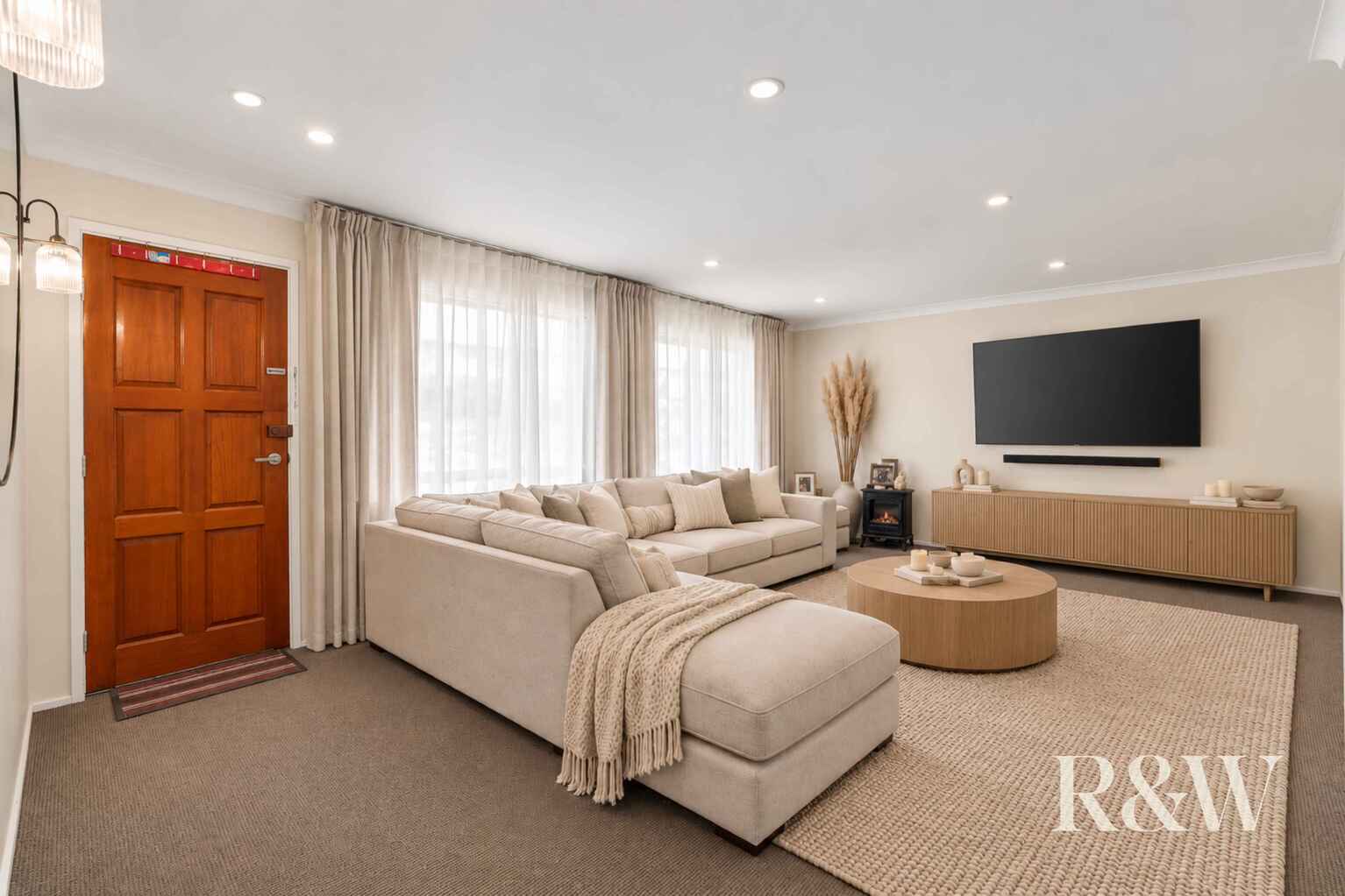 40 PARKHILL AVENUE Leumeah