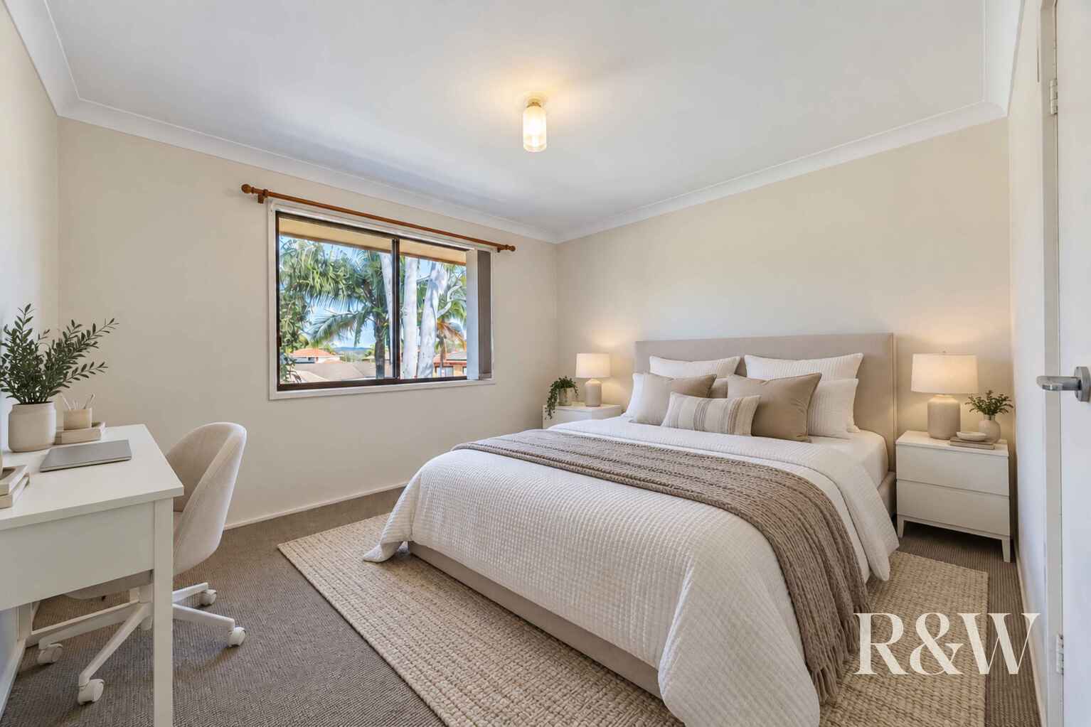 40 PARKHILL AVENUE Leumeah