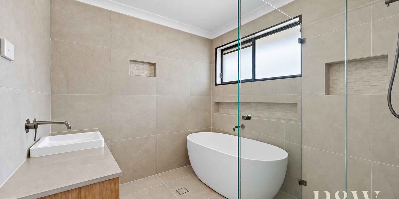 40 PARKHILL AVENUE Leumeah