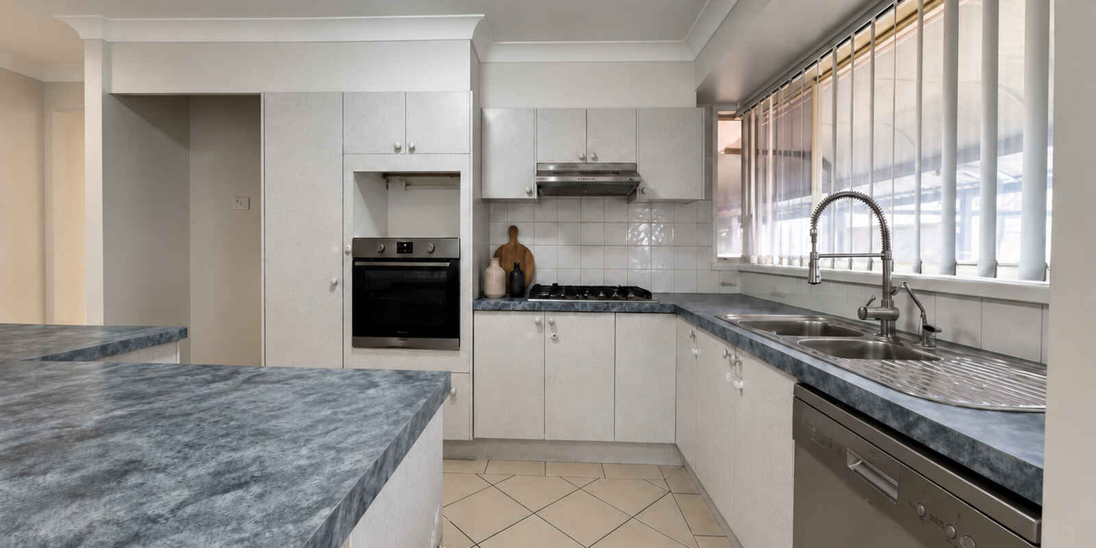 65 Kittyhawk Crescent Raby 65 Kittyhawk Crescent Raby