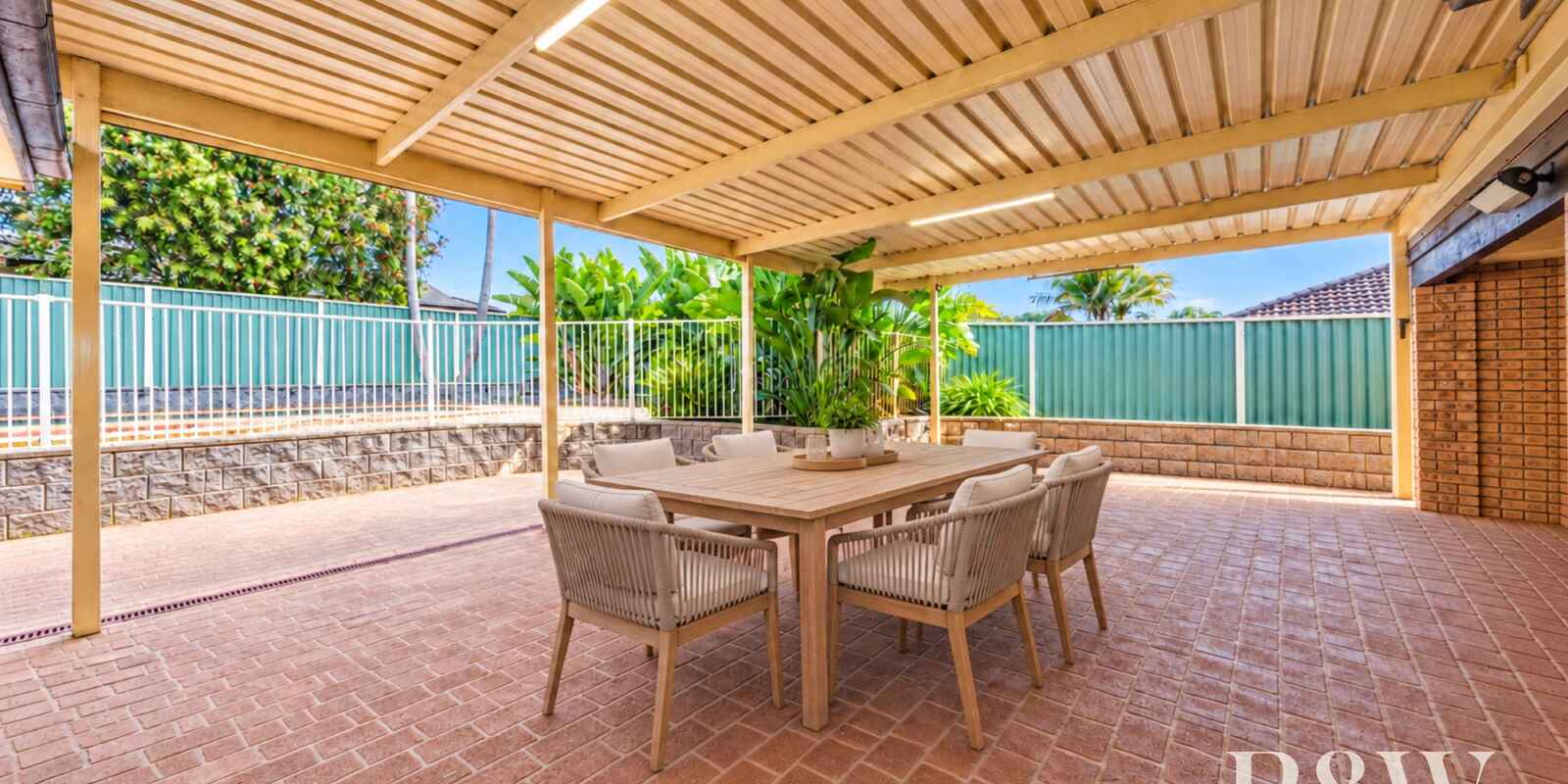 30 HARCOURT PLACE Eagle Vale 30 HARCOURT PLACE Eagle Vale