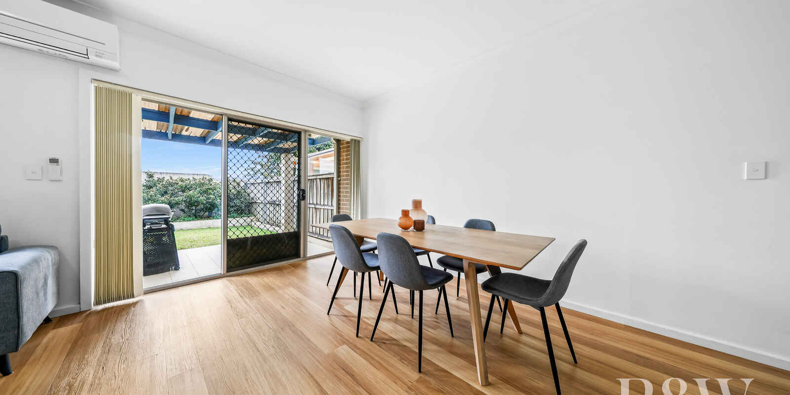 49/17 POPLAR CRESCENT Bradbury 49/17 POPLAR CRESCENT Bradbury