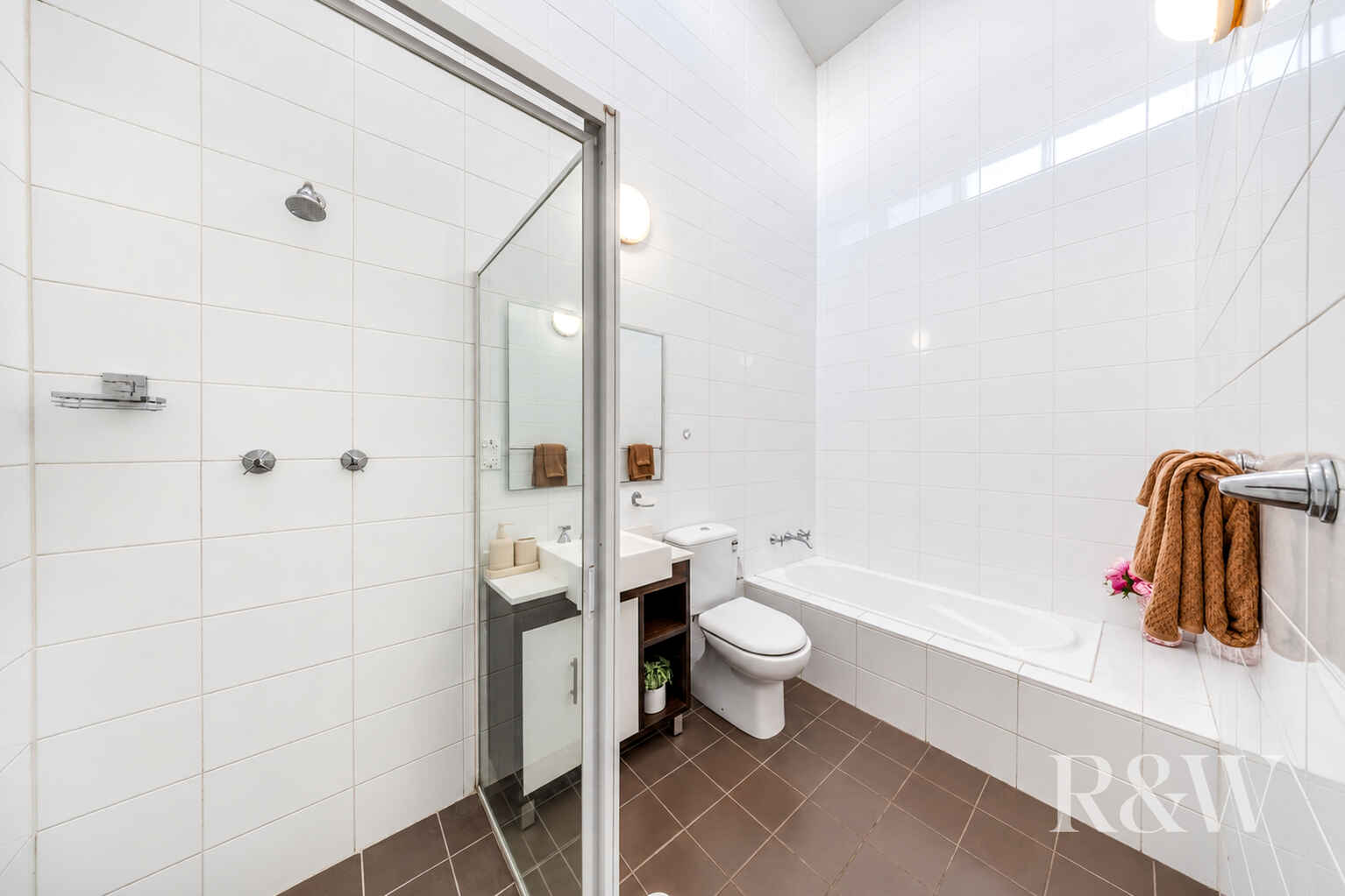 49/17 POPLAR CRESCENT Bradbury 49/17 POPLAR CRESCENT Bradbury