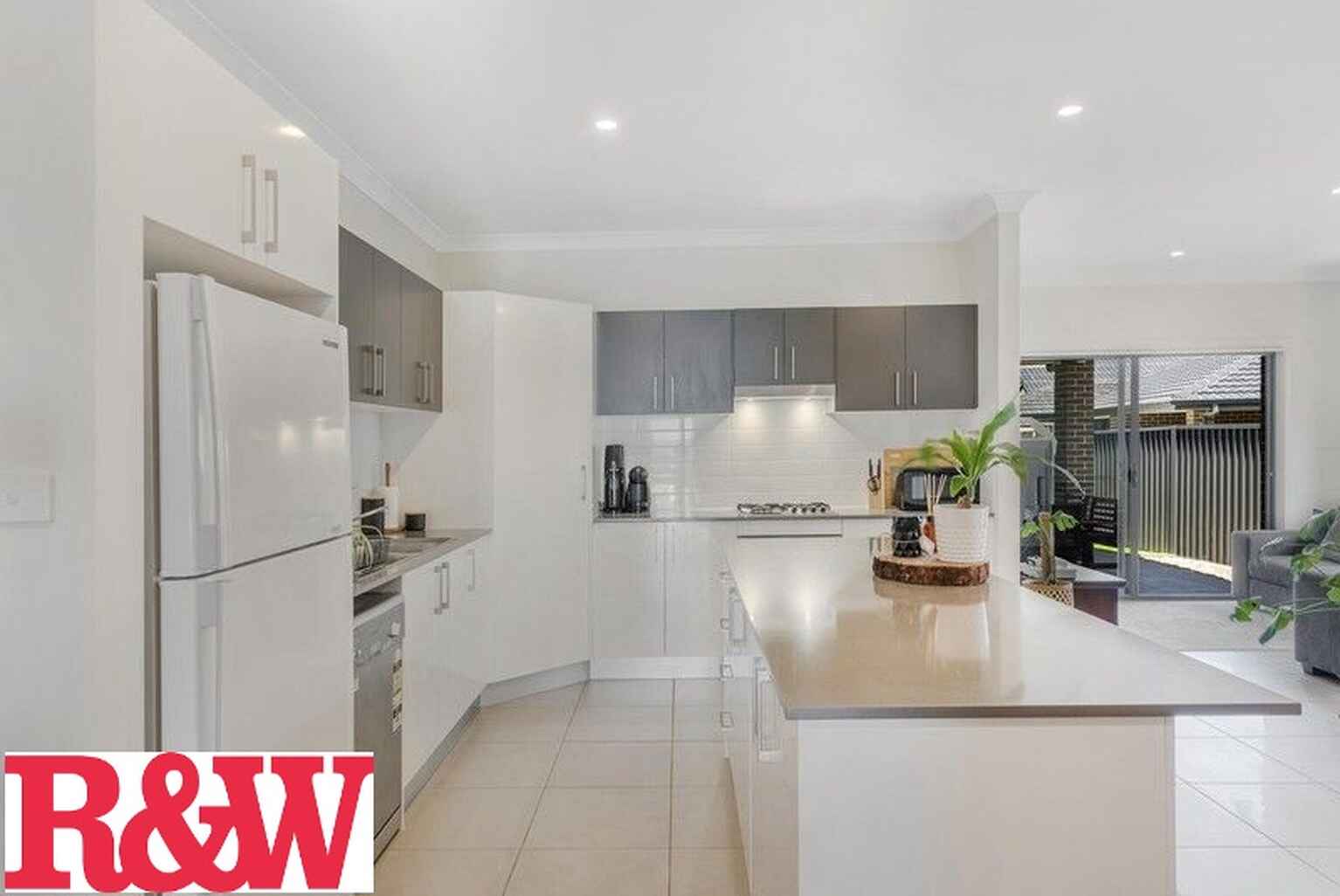 37 Mooney Street Spring Farm
